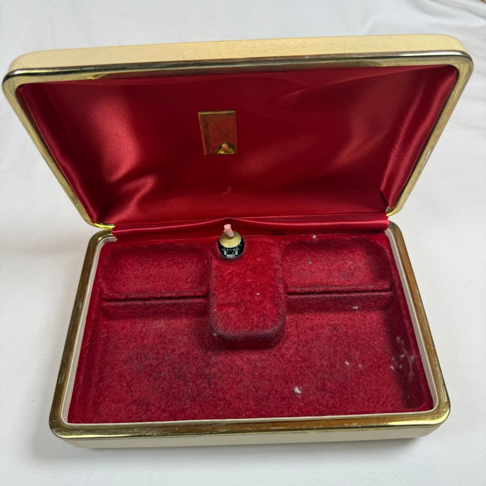 Vintage Jewelry / Music Box Case – Red Velvet Interior – Non-Working Music